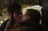 queen liz kiss day